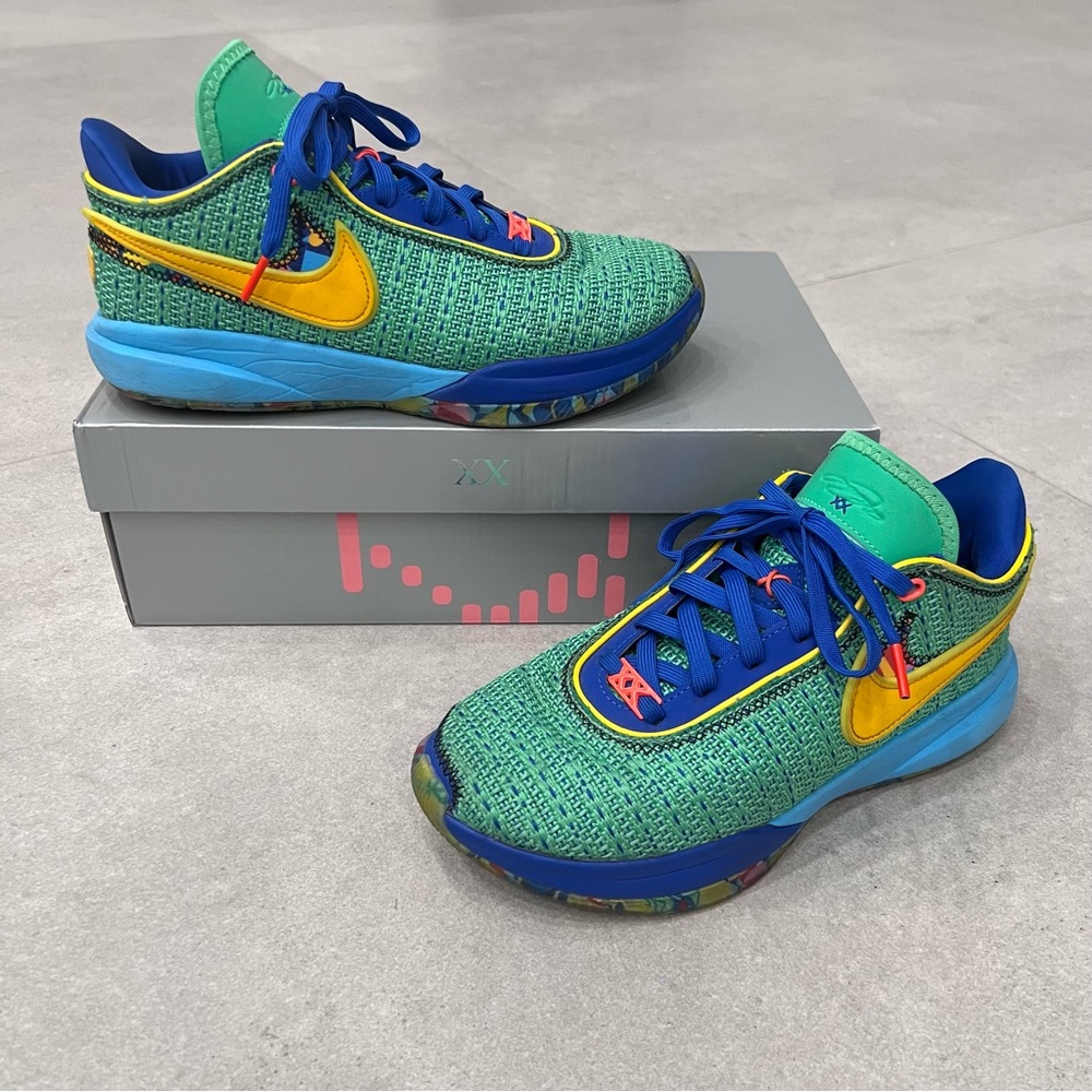 Nike Kids Sneakers - Green, Blue, Yellow